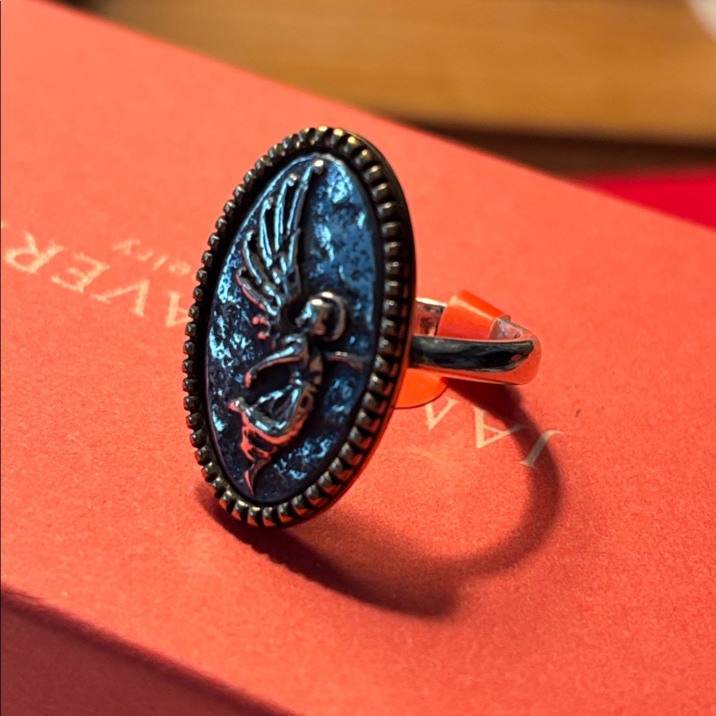 Retired New Never Worn! James Avery Seraphina Angel Ring. Beautiful